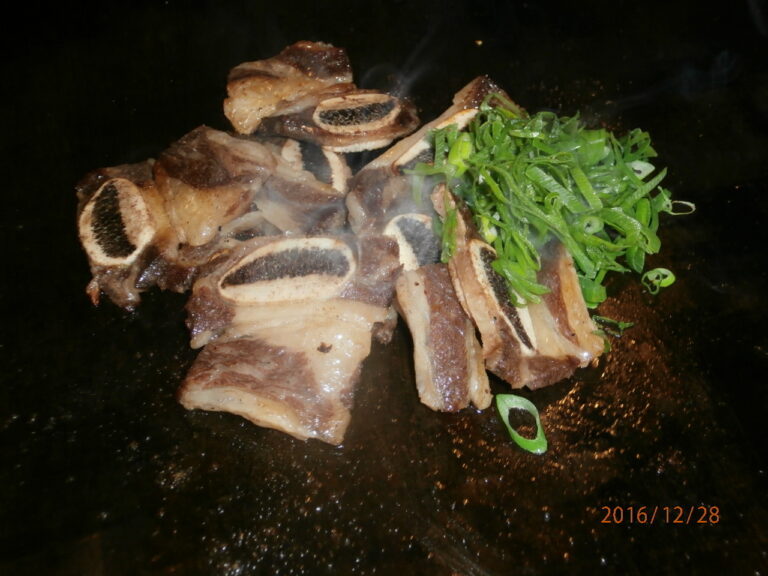 骨付きカルビ Karubi (Short Rib)
